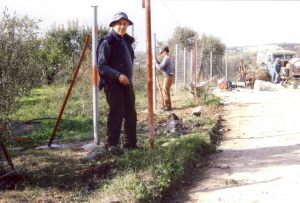 <span  class="uc-style-20663602857" style="color:#ffffff;">profile01</span>